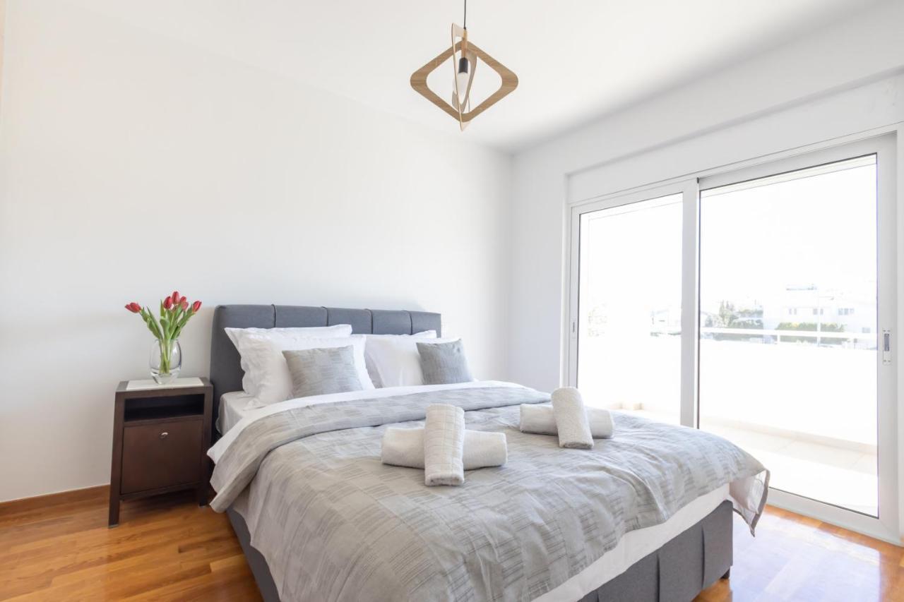 Athenian Riviera Maisonette, Varkiza, 7min Walk From Park Holiday home Vari (Attica)
