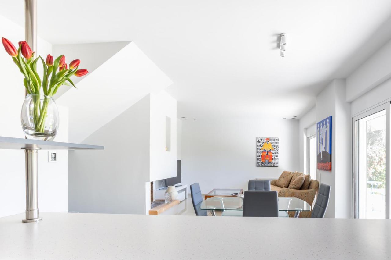 Casa vacanze Athenian Riviera Maisonette, Varkiza, 7min Walk From Park